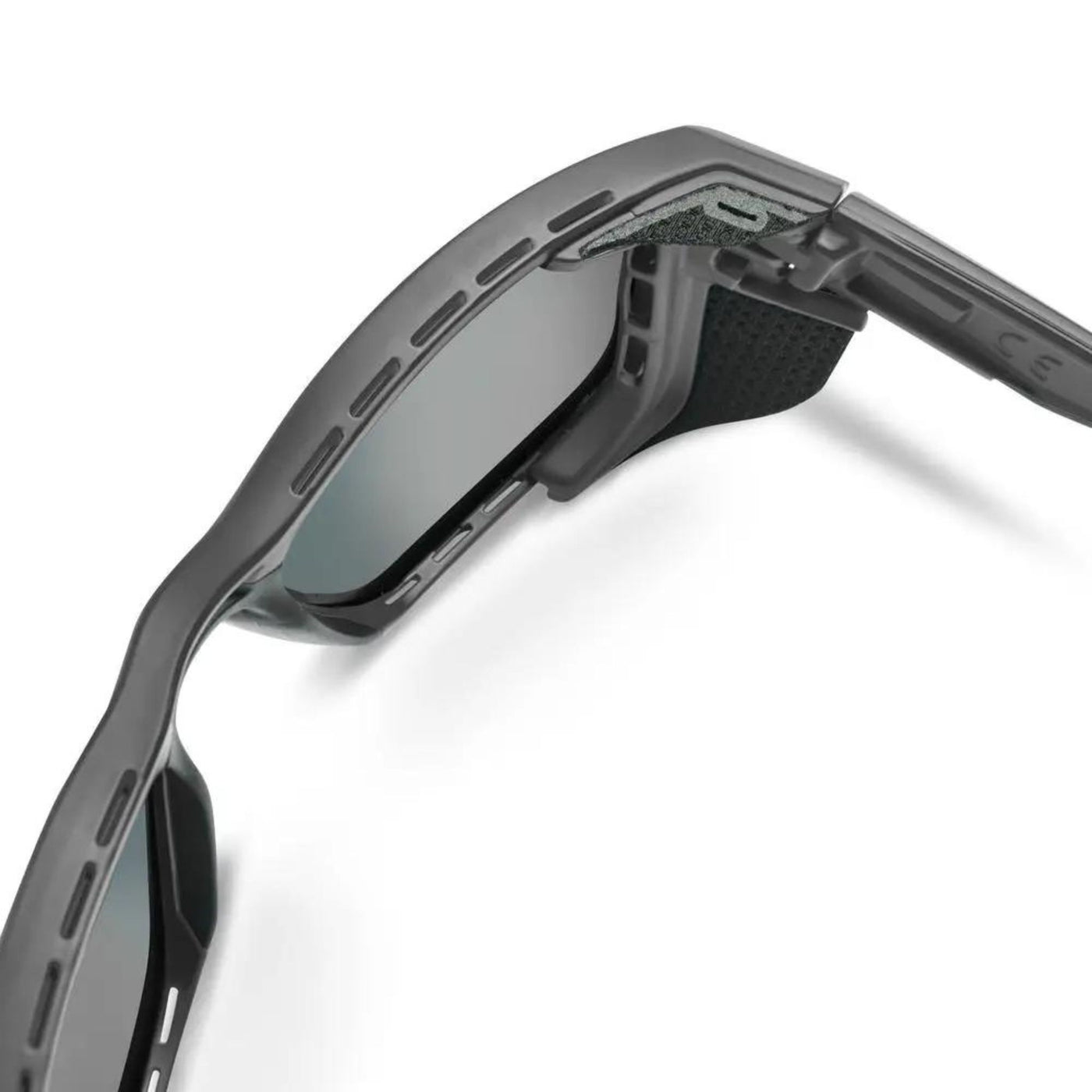 Julbo Shield M Black/Yellow Sunglasses - Polarised 3CF