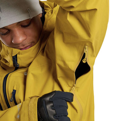 Rainwear NZ | Montane Alta XT Jacket - Mens | Further Faster Christchurch NZ | #ginkgo-gold