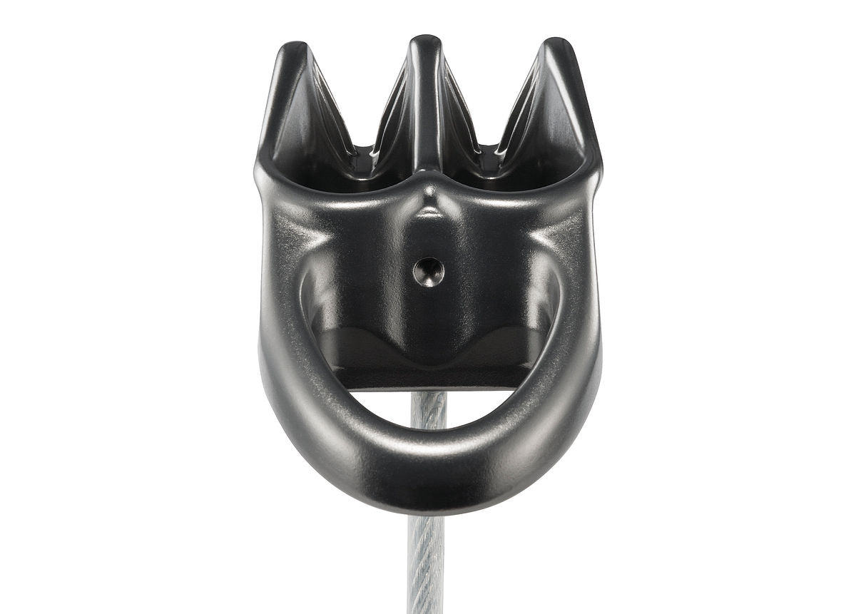 Petzl Reverso | Rock Climbing Belay/Rappel Device | Petzl NZ