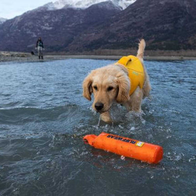 Ruffwear Lunker Floating Throw Dog Toy | Ruffwear Dog Toys NZ | Ruffwear NZ | Further Faster Christchurch NZ #campfire-orange